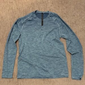Lululemon Men’s  Heathered Blue Long Sleeve Shirt Small